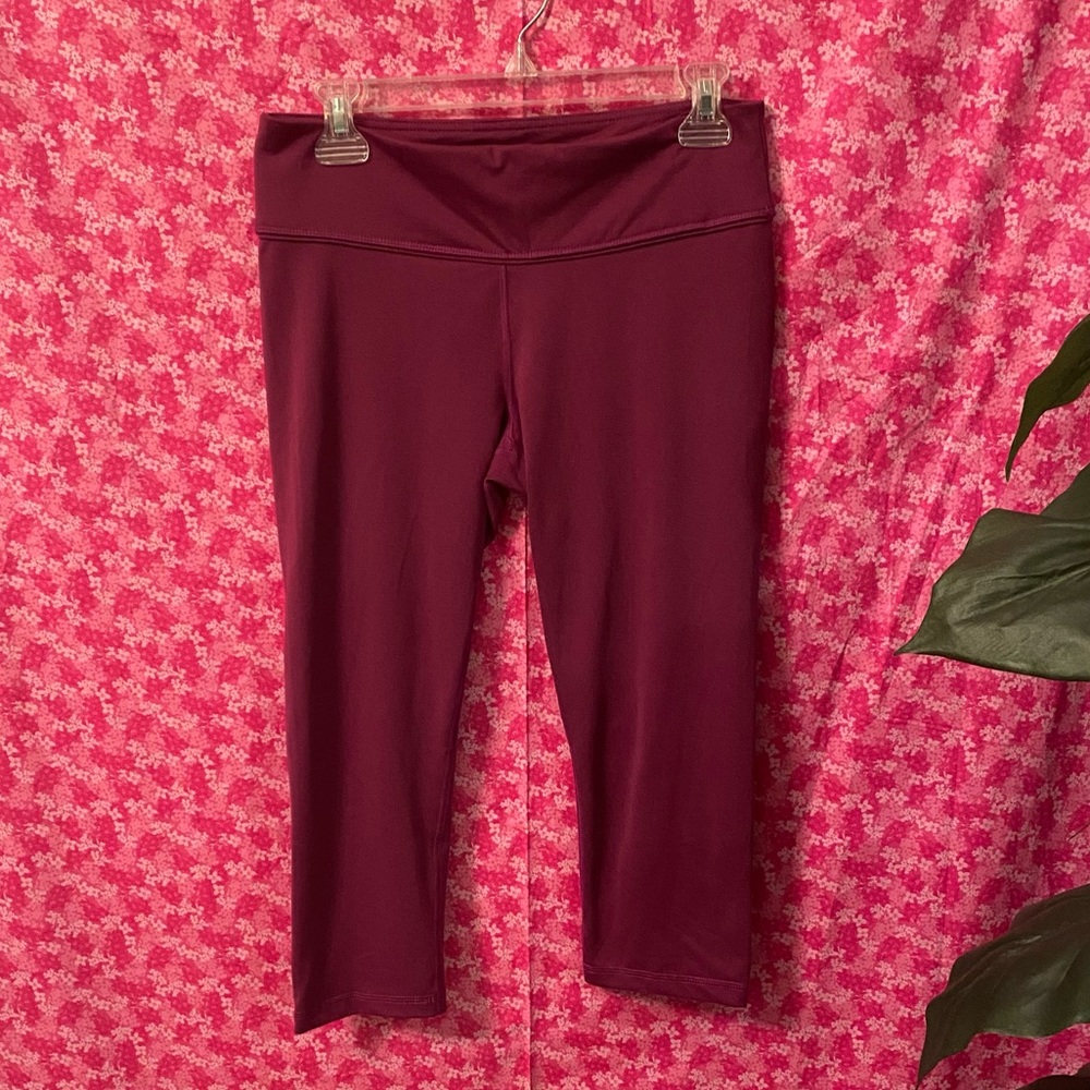 💪Attivo Maroon Woman’s Leggings Size Medium